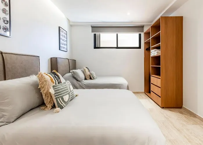 6-8 Guests - Mistiq Cabo Cabo San Lucas